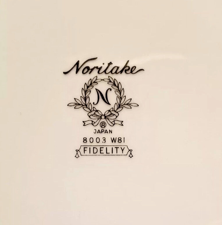 Noritake Fidelity Bread Plate Blue White Flowers Platinum Trim 6 1/4 Inch