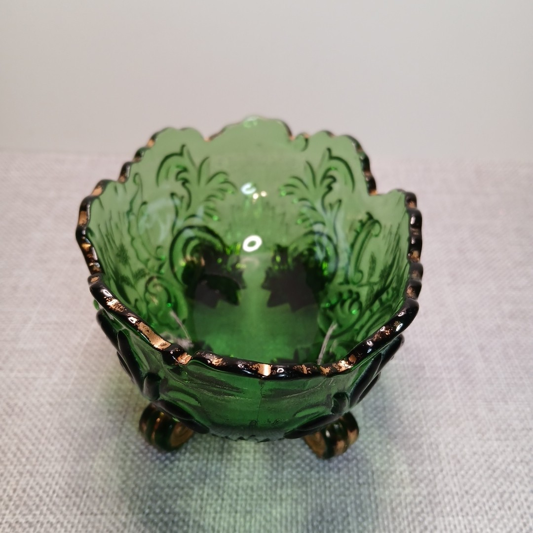 Antique Northwood EAPG Louis XV Emerald Green with Gold Gild Berry Bowl