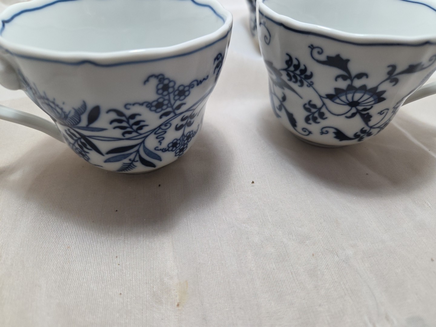 Set of 4 Vintage Blue Danube Blue Onion Teacups, 3 inches tall China