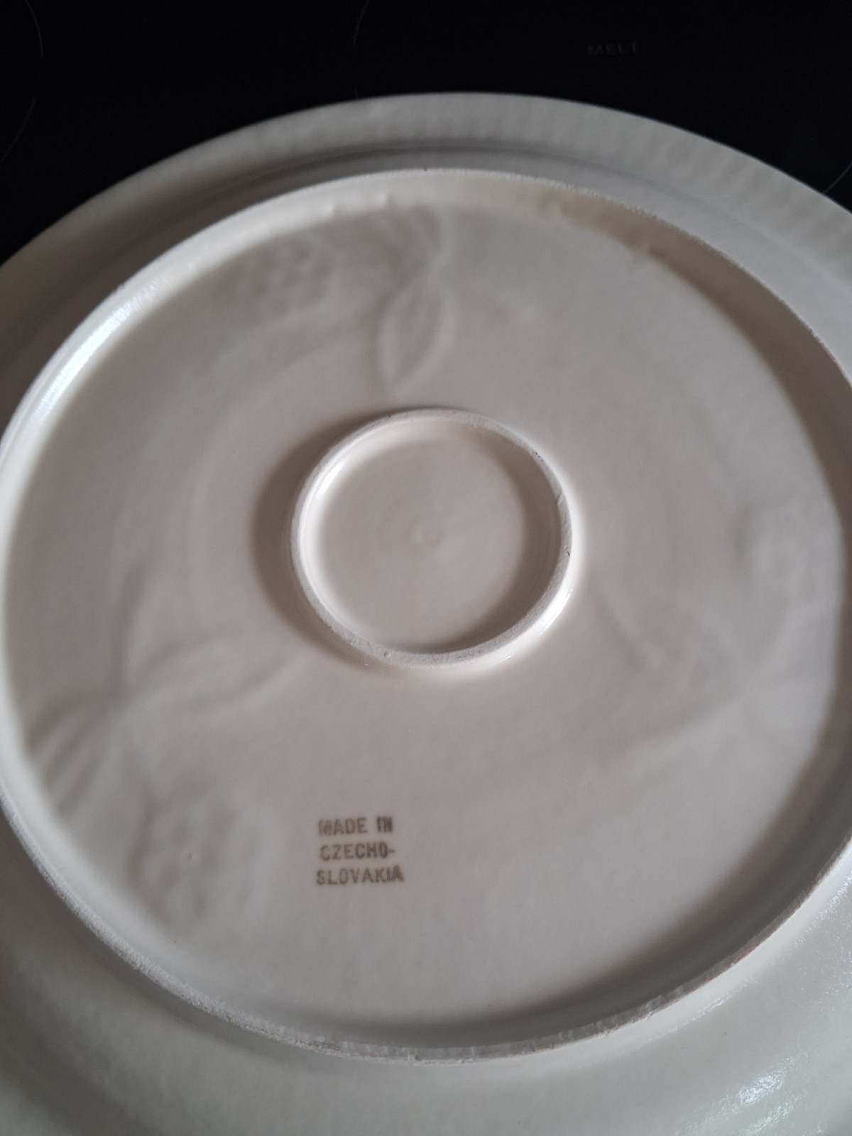White Floral Embossed Shell Edge Stoneware Plates 2 Czechoslovakia