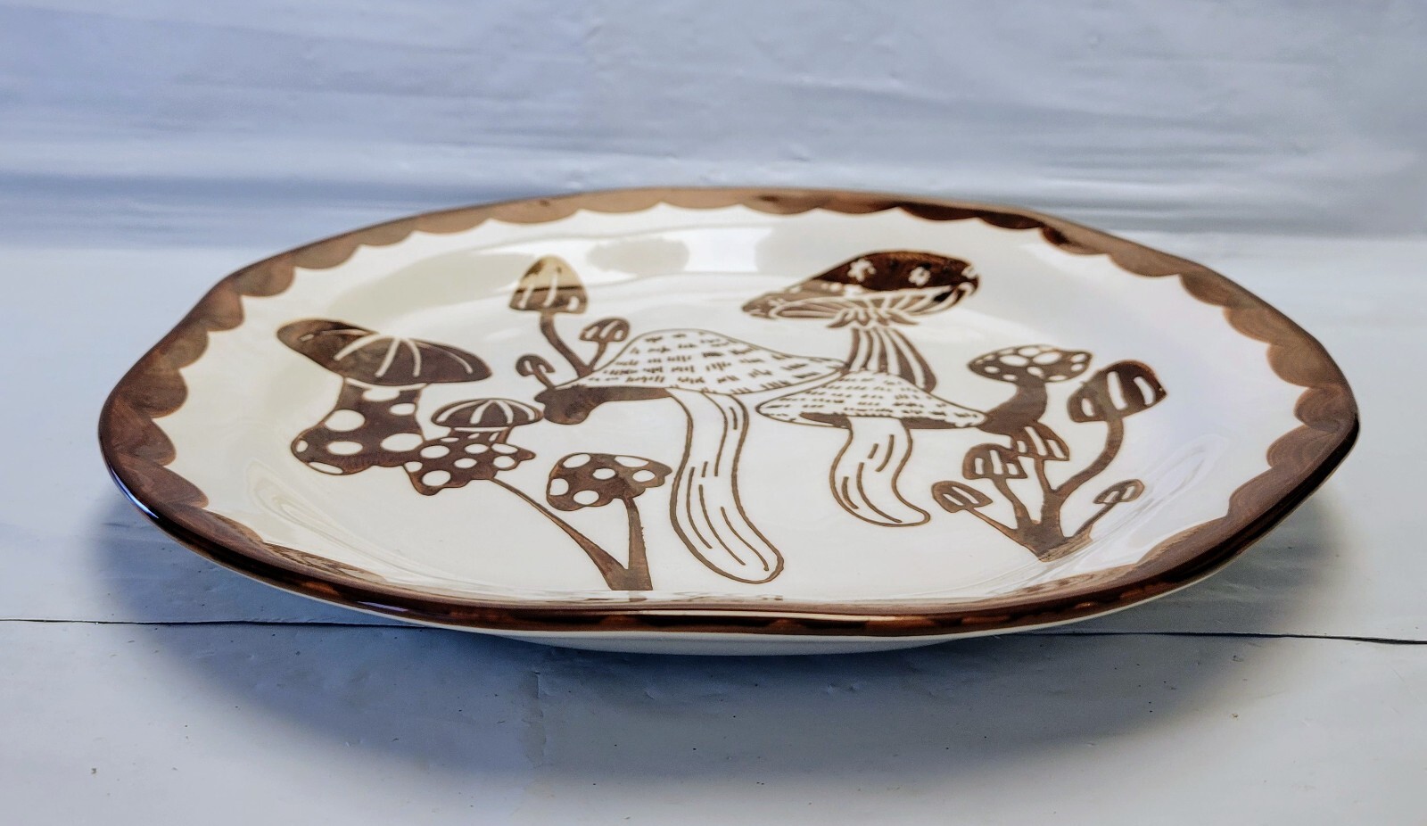Potter’s Studio 3ct Luncheon Dinner Mushroom Plates Asymmetrical 10” Brown