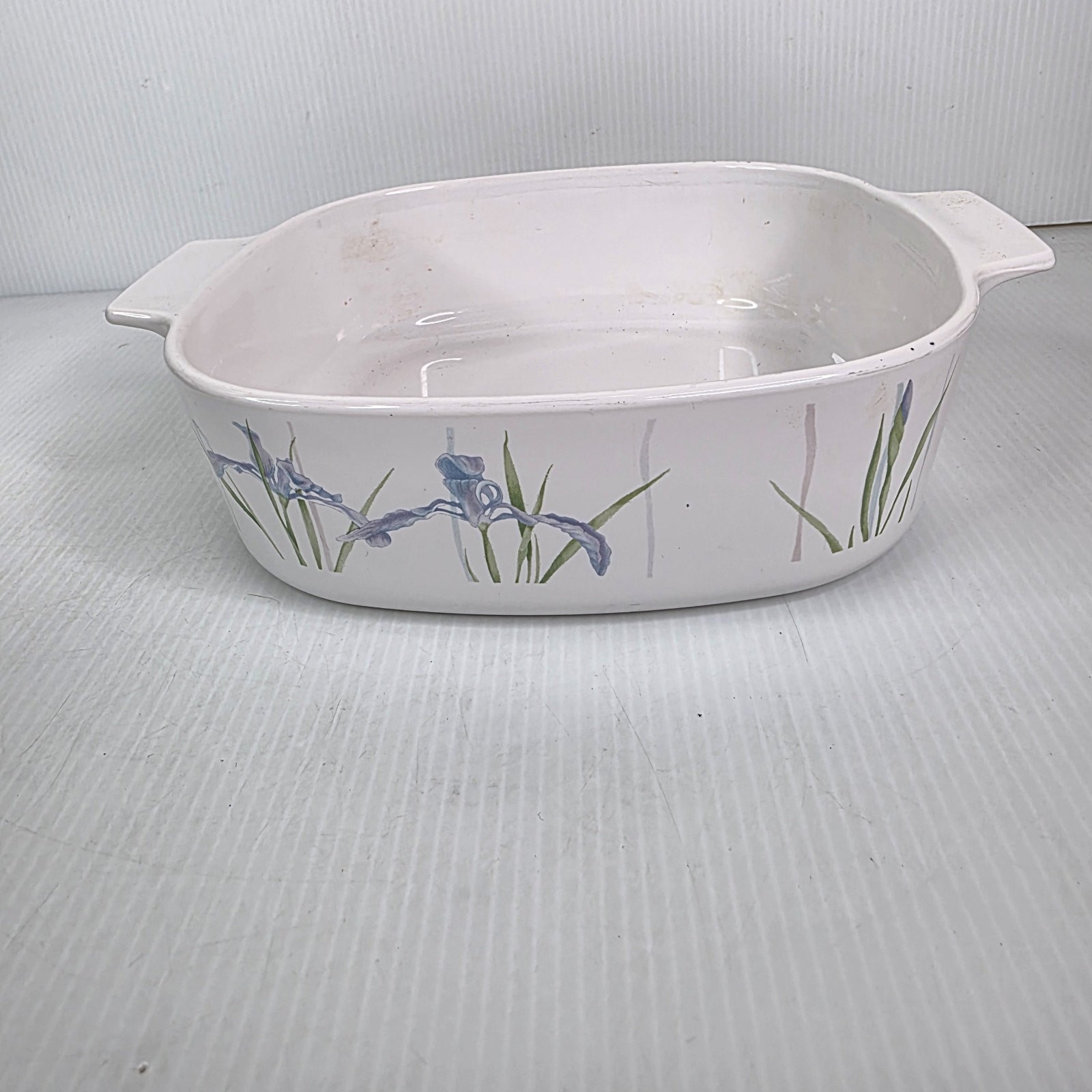 Vintage Corning Ware Shadow Iris A-2-B Casserole Dish 2 Liter
