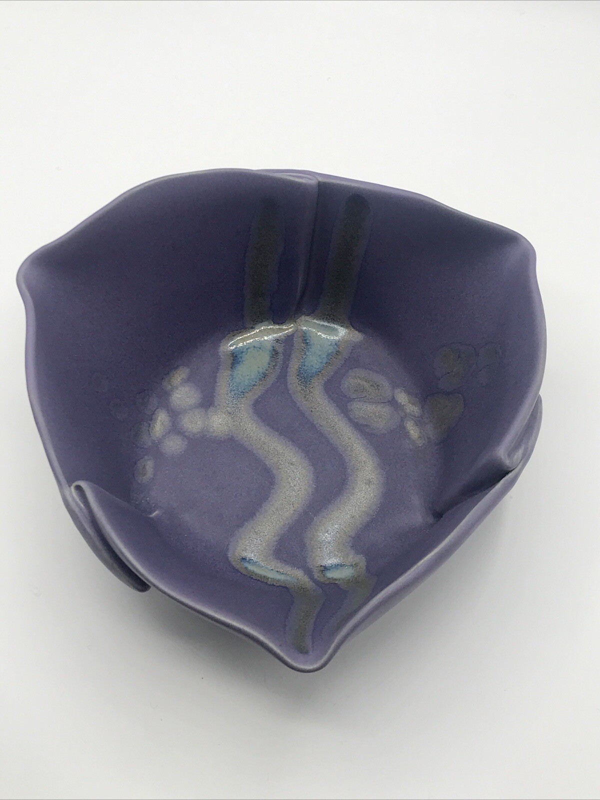 Hilborn Canadian MCM 1970’s Art Pottery Folded Sides Bowl Purple Blue Signed 8”