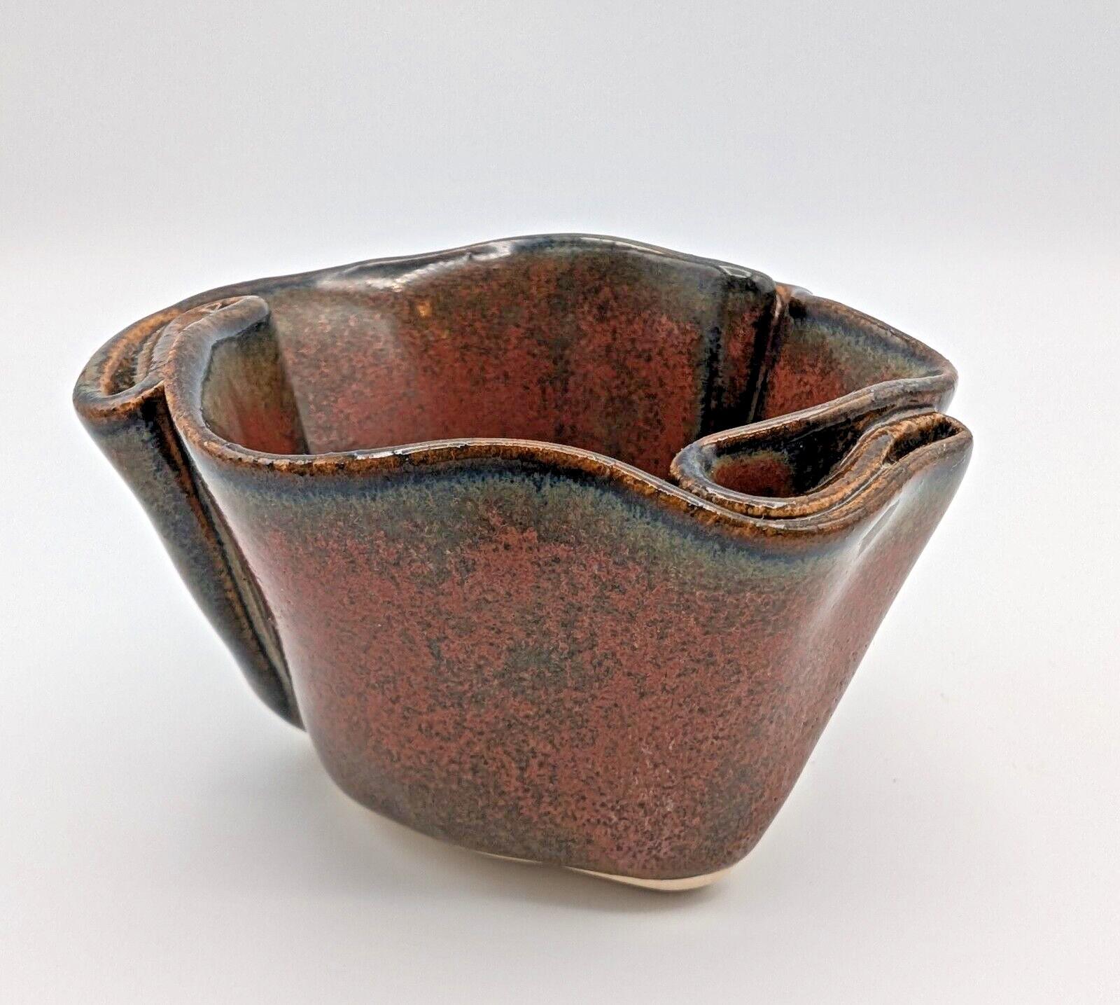 Hilborn Canada Art Pottery Pinched Bowl /Trinket Dish Handcrafted-Signed & Label