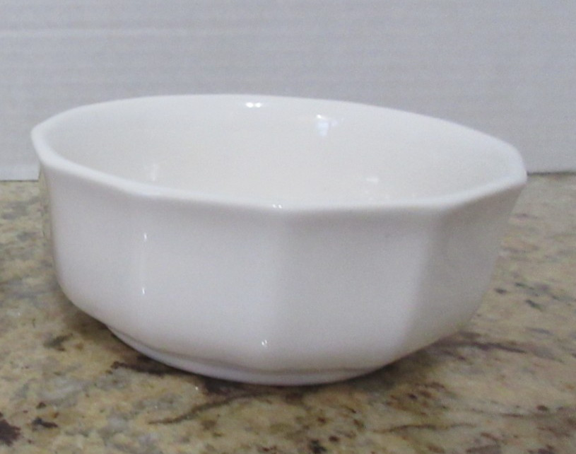 “HERITAGE” White Pfaltzgraff USA Fruit/Dessert/Sauce Bowl- 4 7/8” (2 Available)