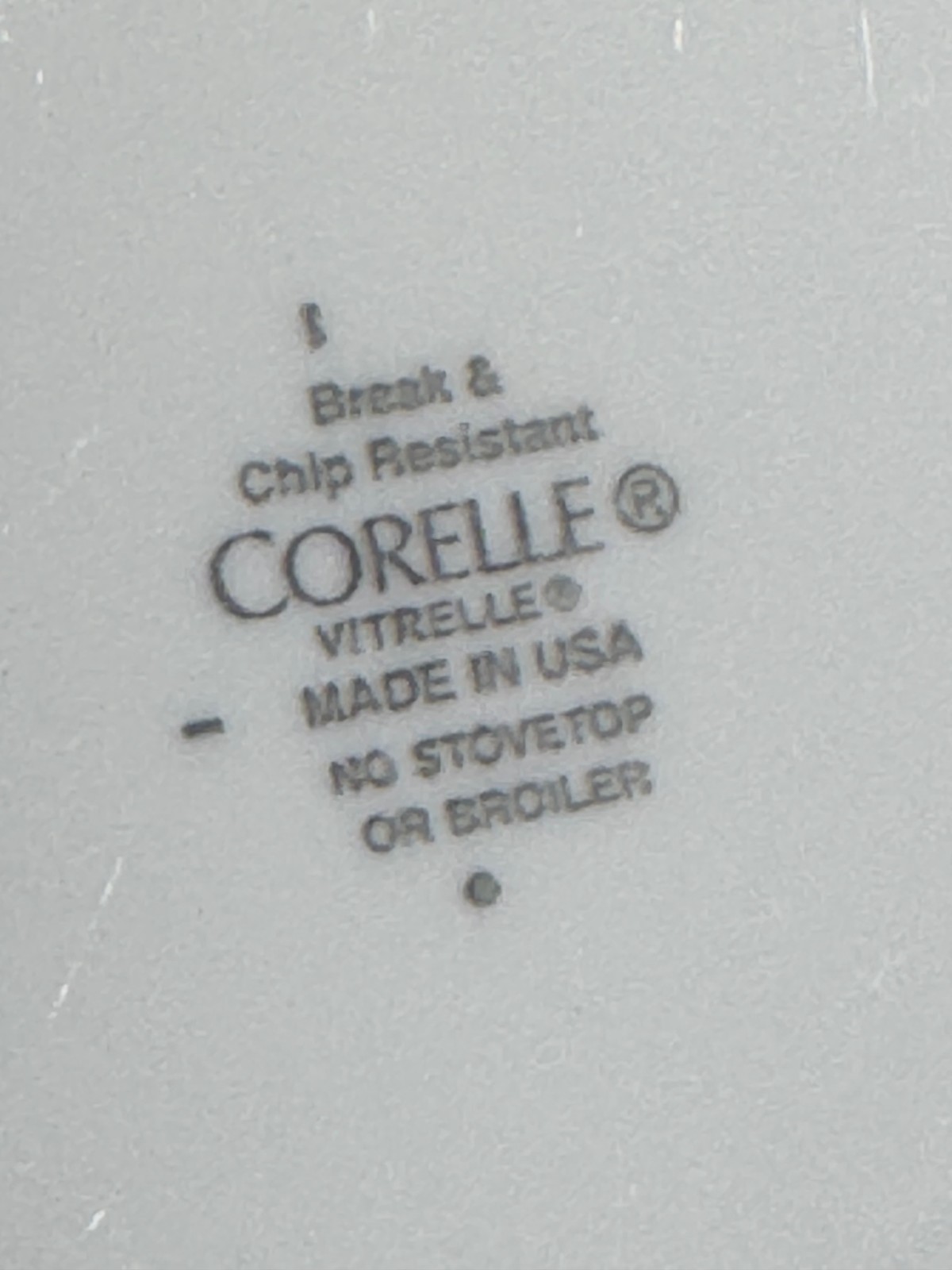 Lot 4 Corelle Splendor Vitrelle White Red Rim Cereal / Soup Bowls 6-1/4″ 6.25 in