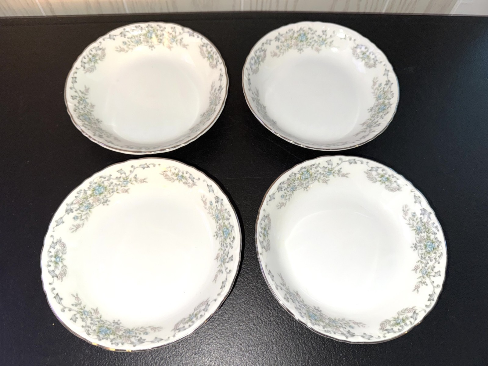 VINTAGE 4 pc NORLEANS THERESA JAPAN BERRY FRUIT BOWL FINE CHINA PLATINUM 1964-