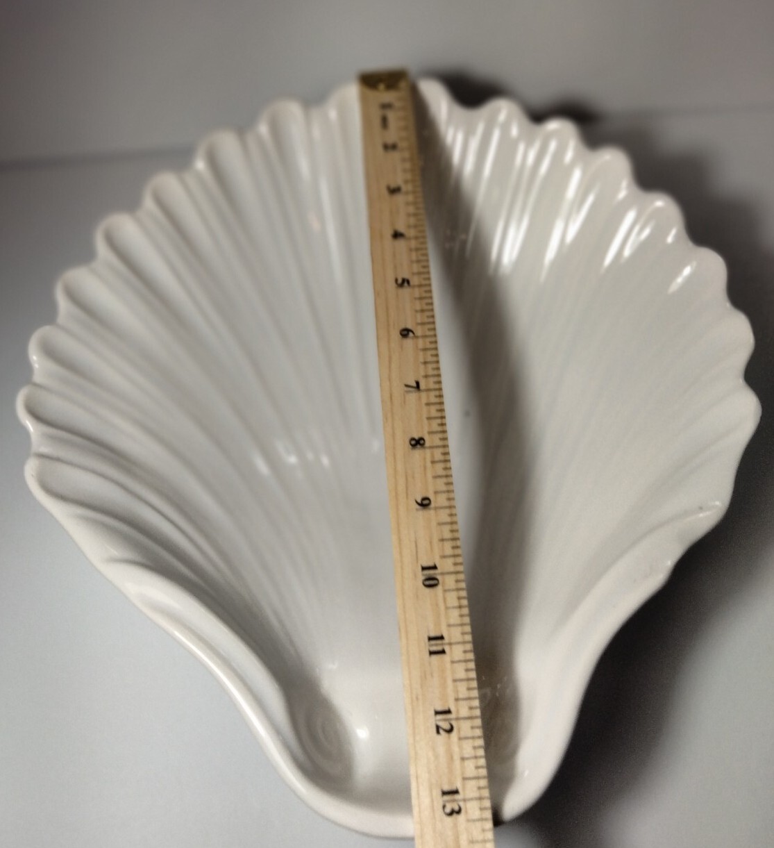 Vintage California Pottery Sea Shell Bowl Ceramic 3.04 Pounds 13 1/2″ Long 12…