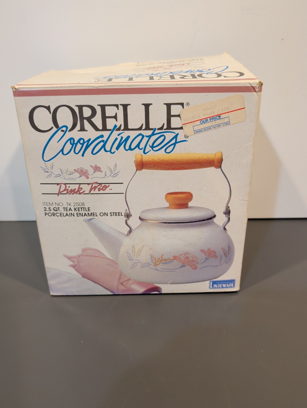 VINTAGE Corelle Coordinates Pink Trio 2.5 Qt Tea Kettle Enamel on Steel TK 2508