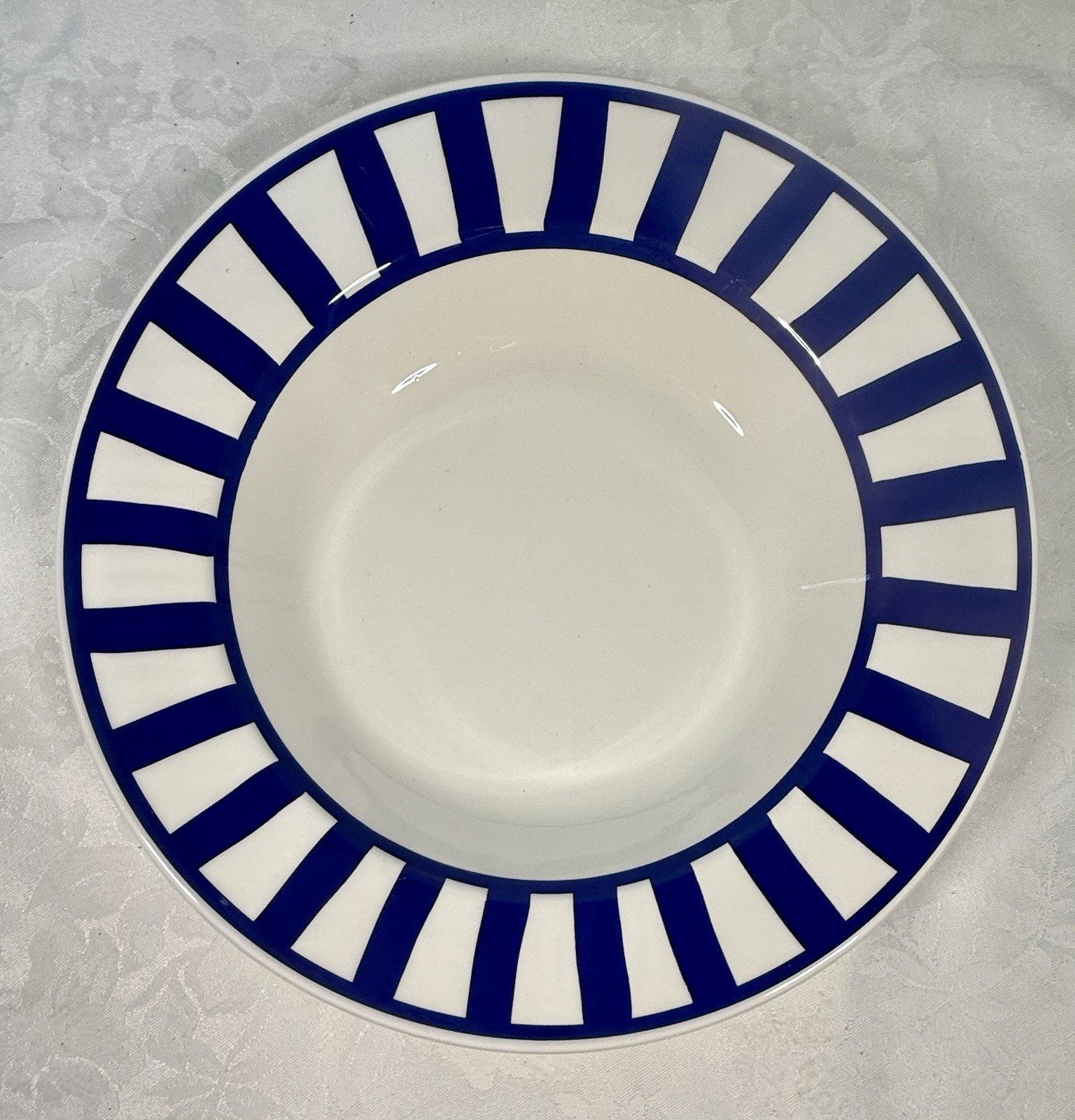 4 WINDSOR & BROWNE COBALT BLUE & WHITE STRIPED 8.75″ RIMMED PASTA BOWLS, ITALY
