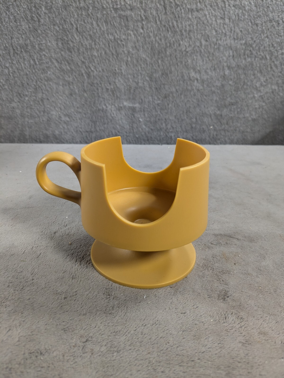 One Vintage Yellow Snap Mug BOTTOM ONLY!! Corning