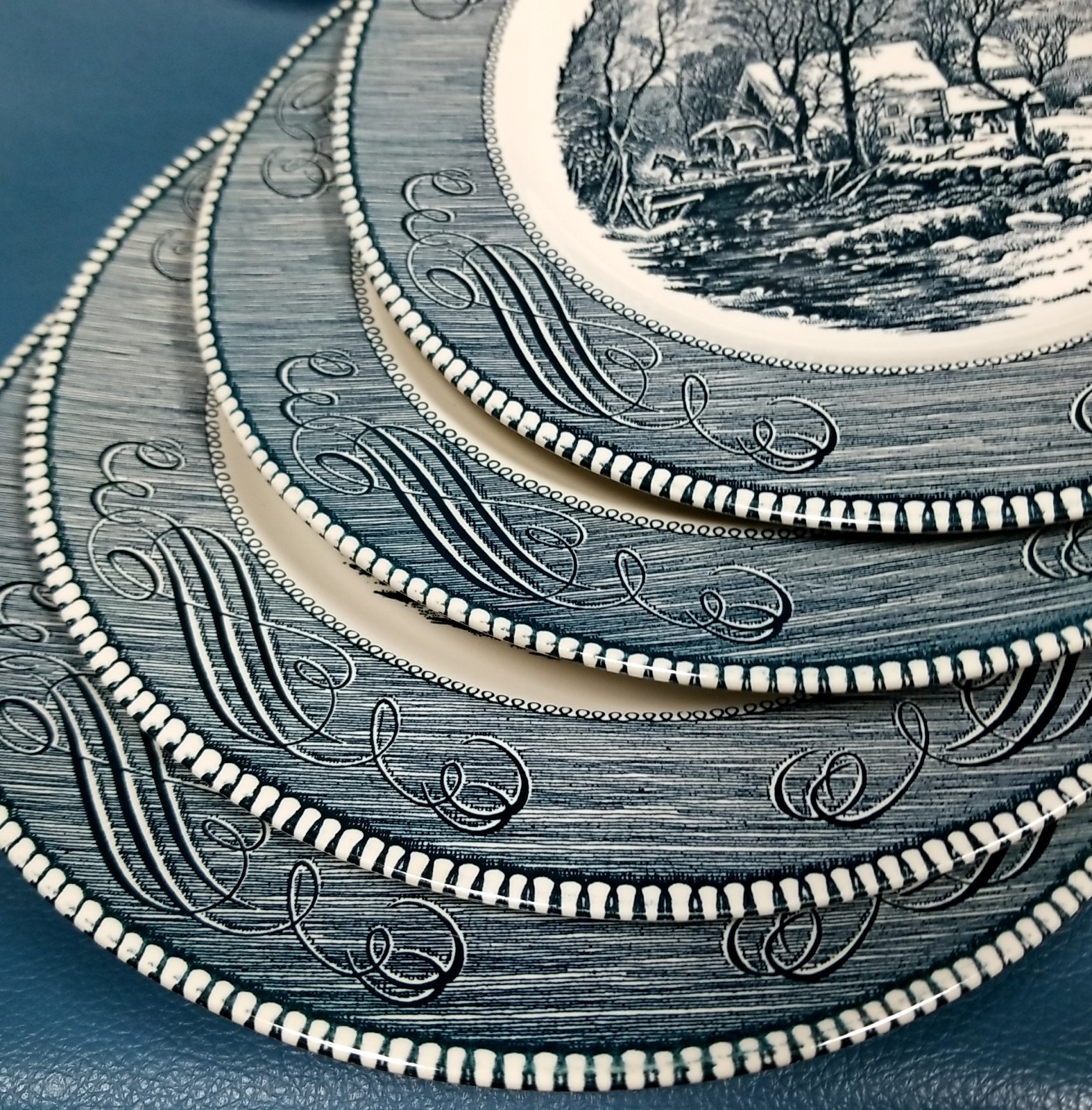 4 Replacement Royal China Jeannette Co Currier & Ives Blue Transferware Plates