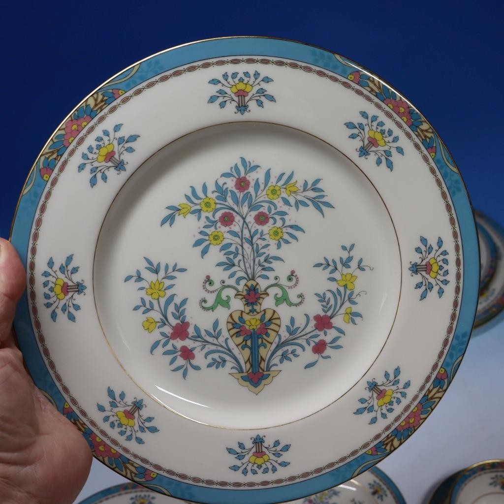 Lenox China – Blue Tree – 4 Place Settings – 20 Pieces – Plates/Cup/Saucer