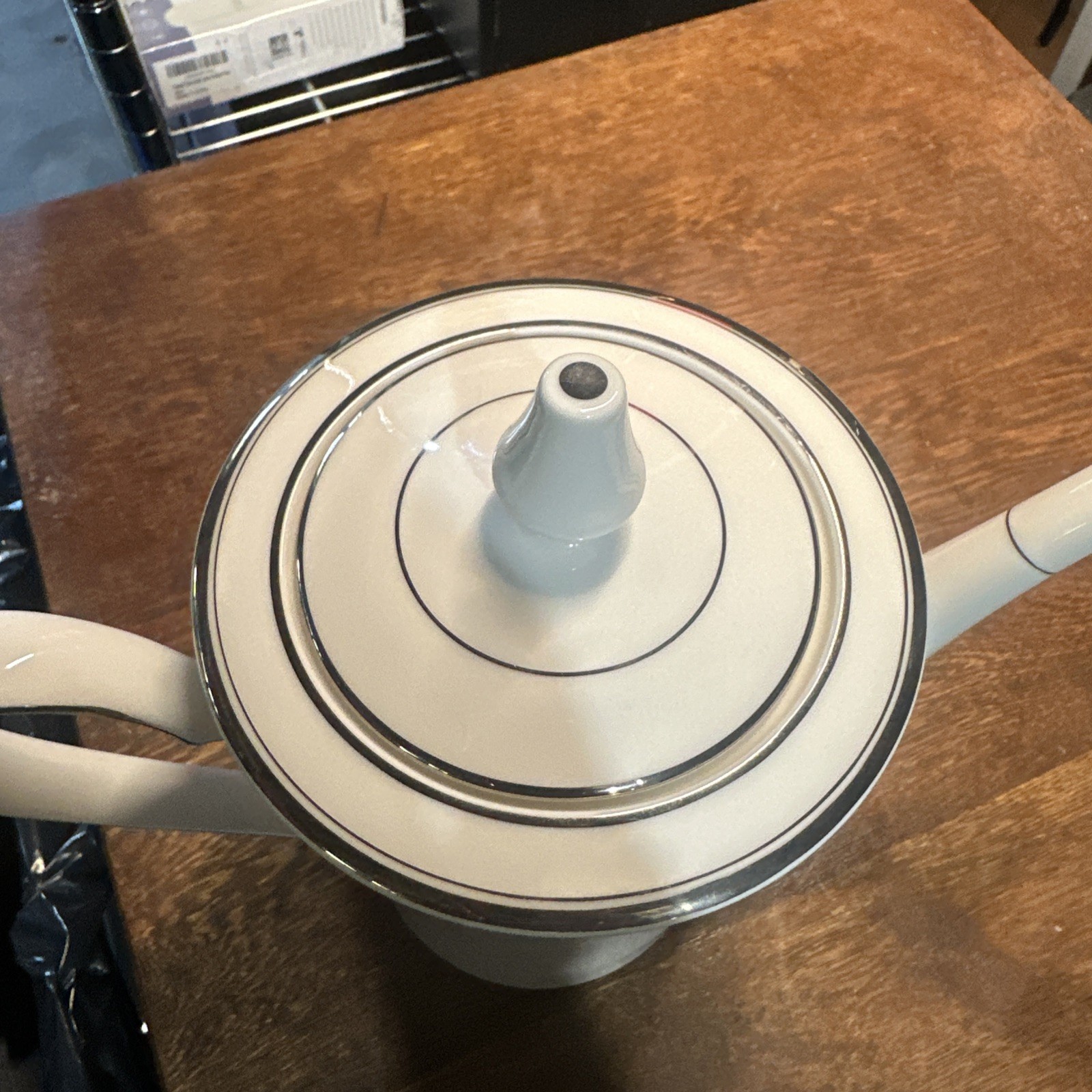Noritake Ivory China Champlain Coffee Pot 7553 Japan White Silver 6 Cup Mint