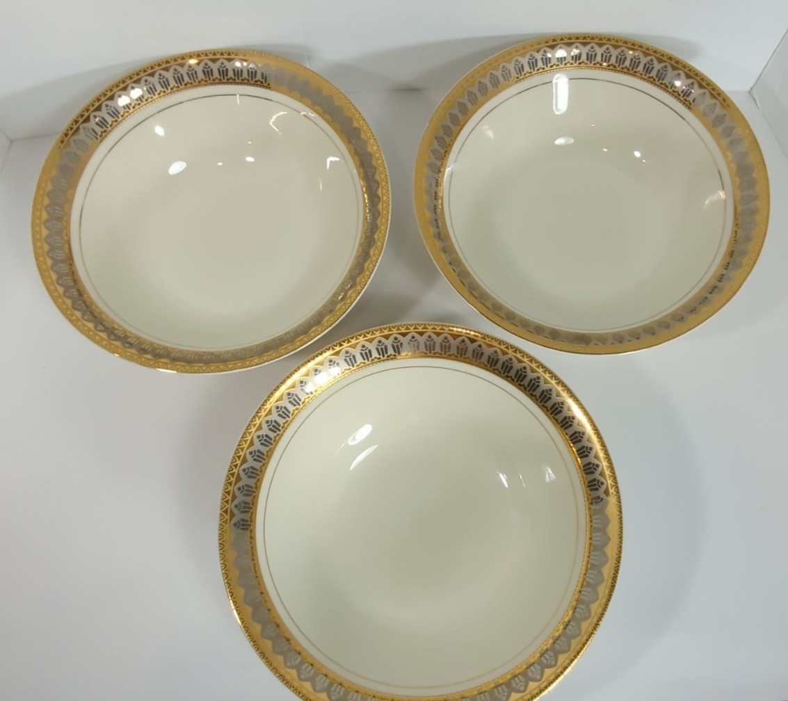 Set of 3 Vintage 1994 Macy’s Royal Gallery San Marco 9″ Gold Trim Serving Bowls