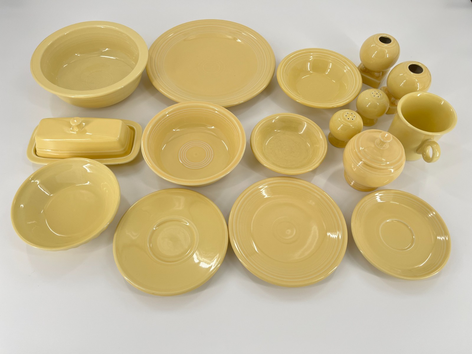 Fiesta Yellow 14pc Dinnerware Bowl Plate Mug Shaker Post-86 USA(No Butter Tray)