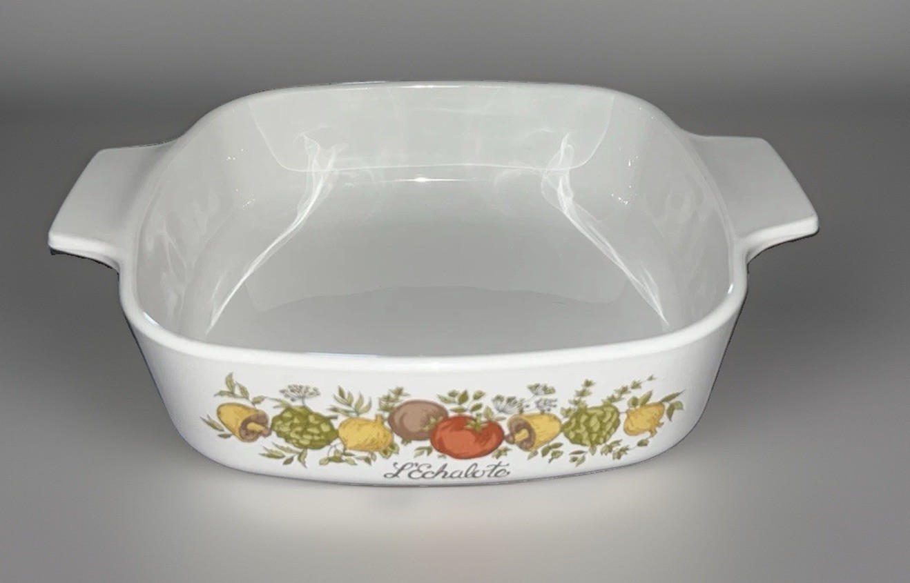 (3)VTG Corning Ware ”Spice Of Life”L’Echalote, Le Persil La Sauge Without Lids