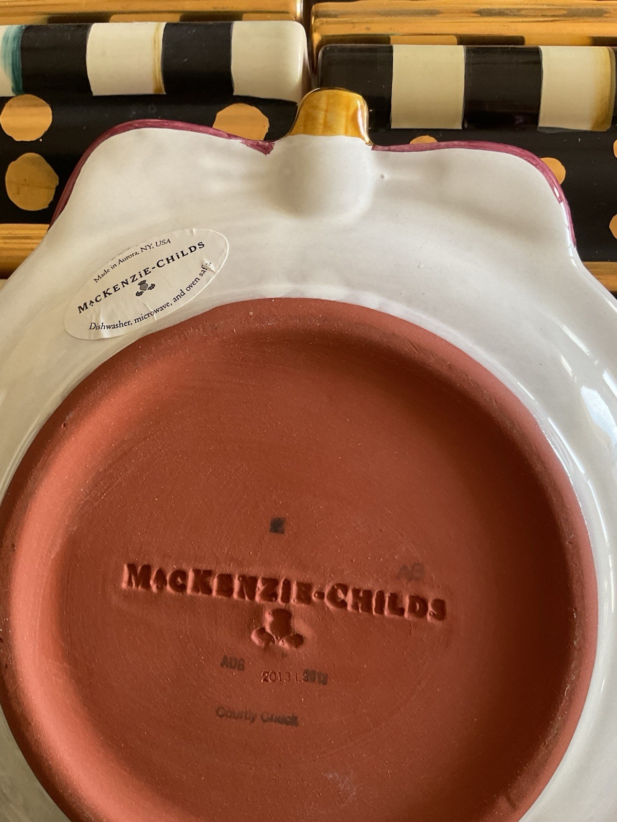 MACKENZIE-CHILD’S COURTLY CHECK CERAMIC CHRISTMAS ORNAMENT PLATE