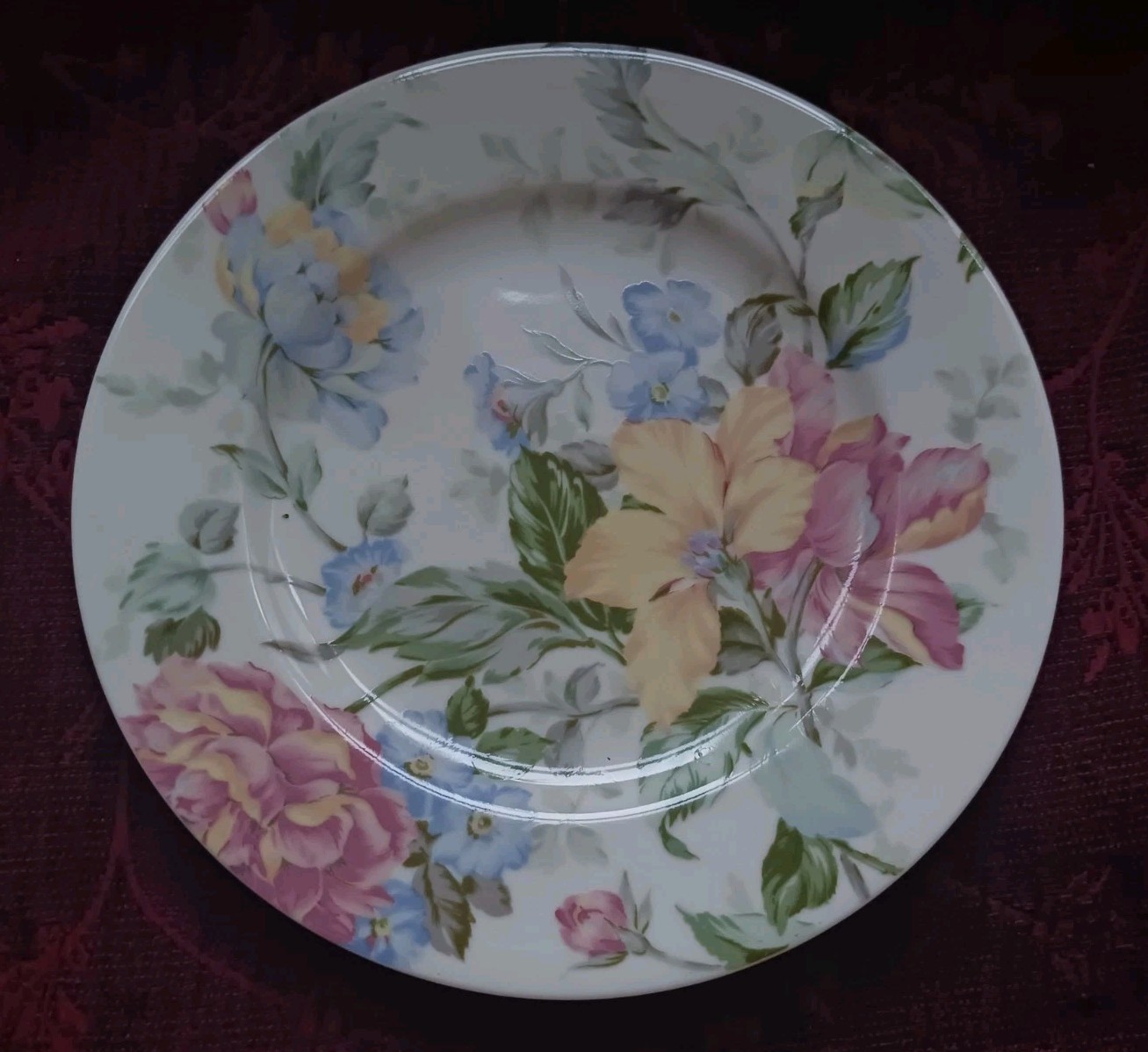 Oscar De La Renta English Tapestry 6Pc Lot – Dinner, Salad Plates, Saucers – NEW