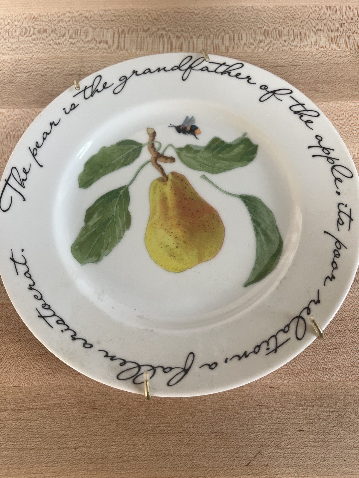 Williams – Sonoma Orchard Suite Pear. Wall Hanging Plate