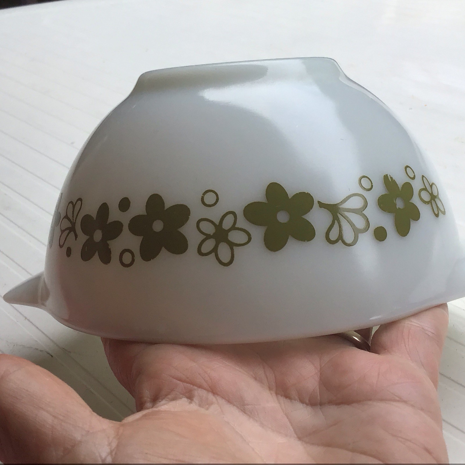 Vintage Pyrex Spring Blossom Green 441 Cinderella Mixing Bowl 1.5 PT Crazy Daisy
