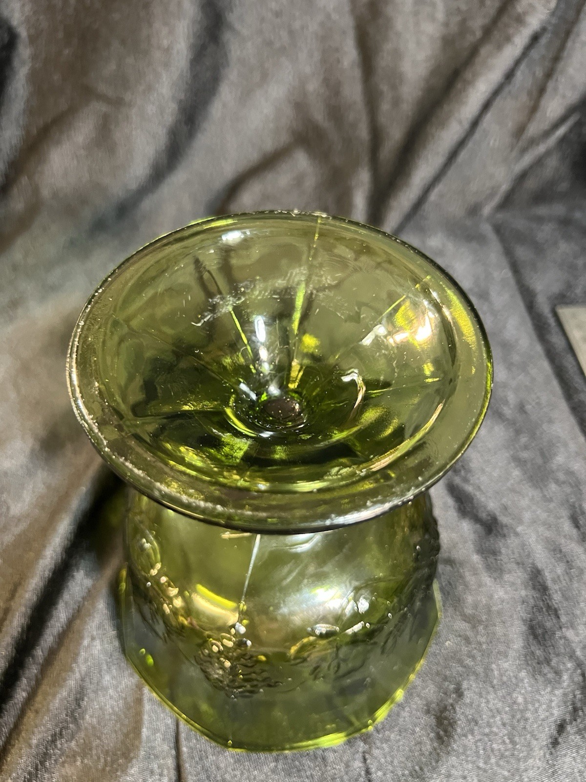 Vintage Indiana Glass Colony Harvest Pedestal Bowl Grape Avocado Green (2222)
