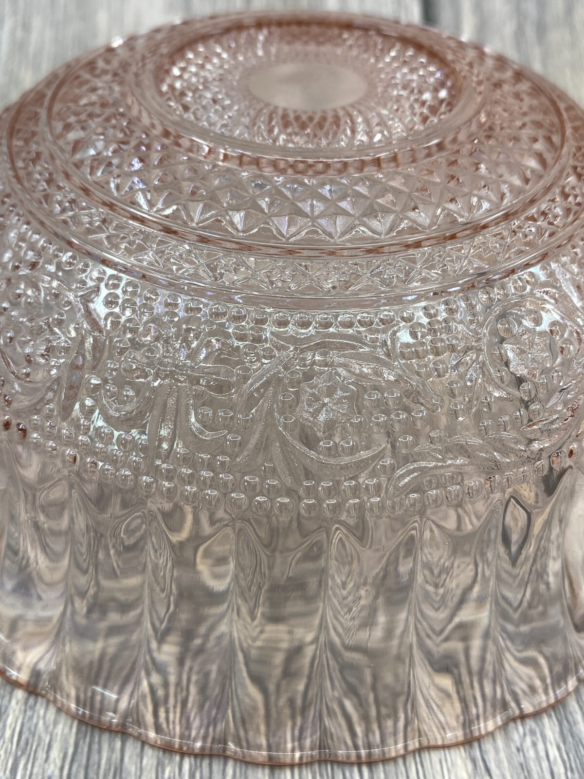 Trellis Pink Fleur De Lis Pattern Glass Bowl by KIG Indonesia 6.75 in diameter