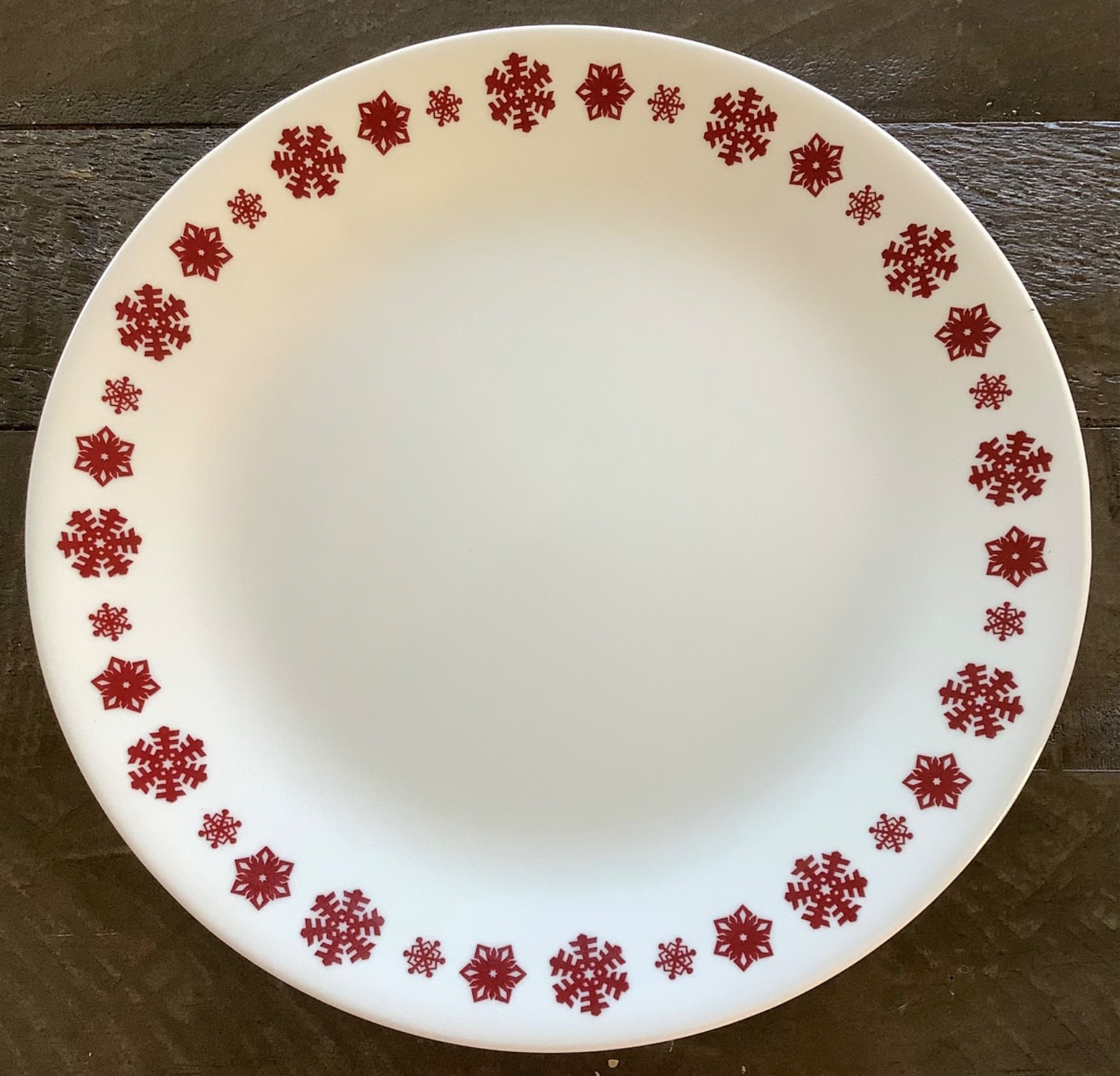 12 Pcs Corelle Corning RUDOLPH Reindeer, Snowflake 4 Placesettings—Plates, Bowls
