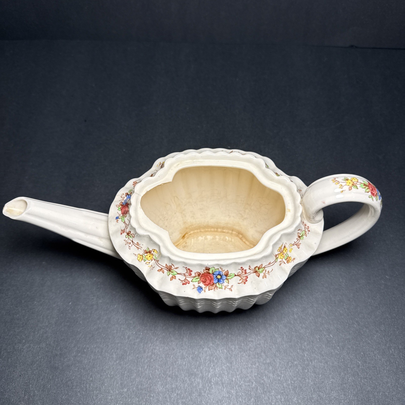 Copeland Spode Hazel Dell Teapot Floral England 1936 IMPERFECT. Pls Read