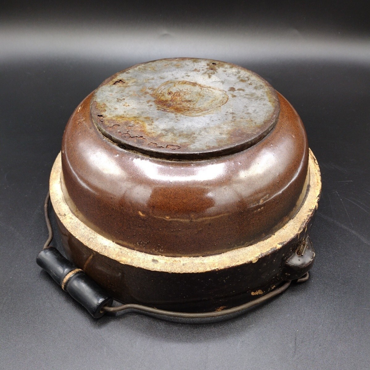 Antique Stoneware Salt Glaze8¾” Crock Mixing Bowl Wire Handle Metal Bottom Brown