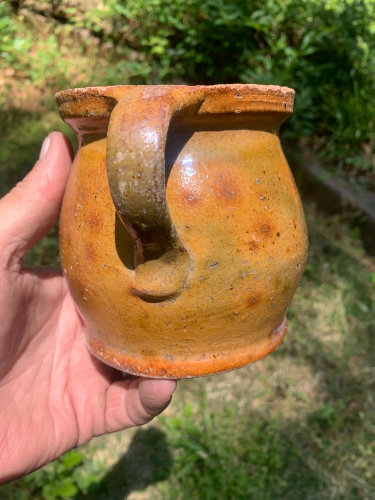 redware quart Pitcher Super Glaze no lid – flakes