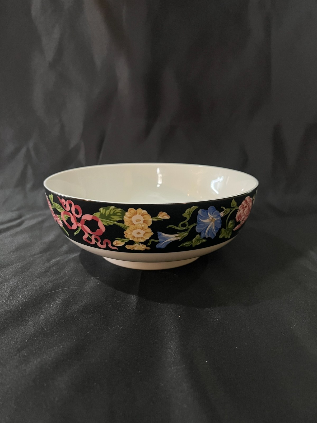 Tiffany & Co Merrion Square porcelain serving bowl 7.5 inches diameter