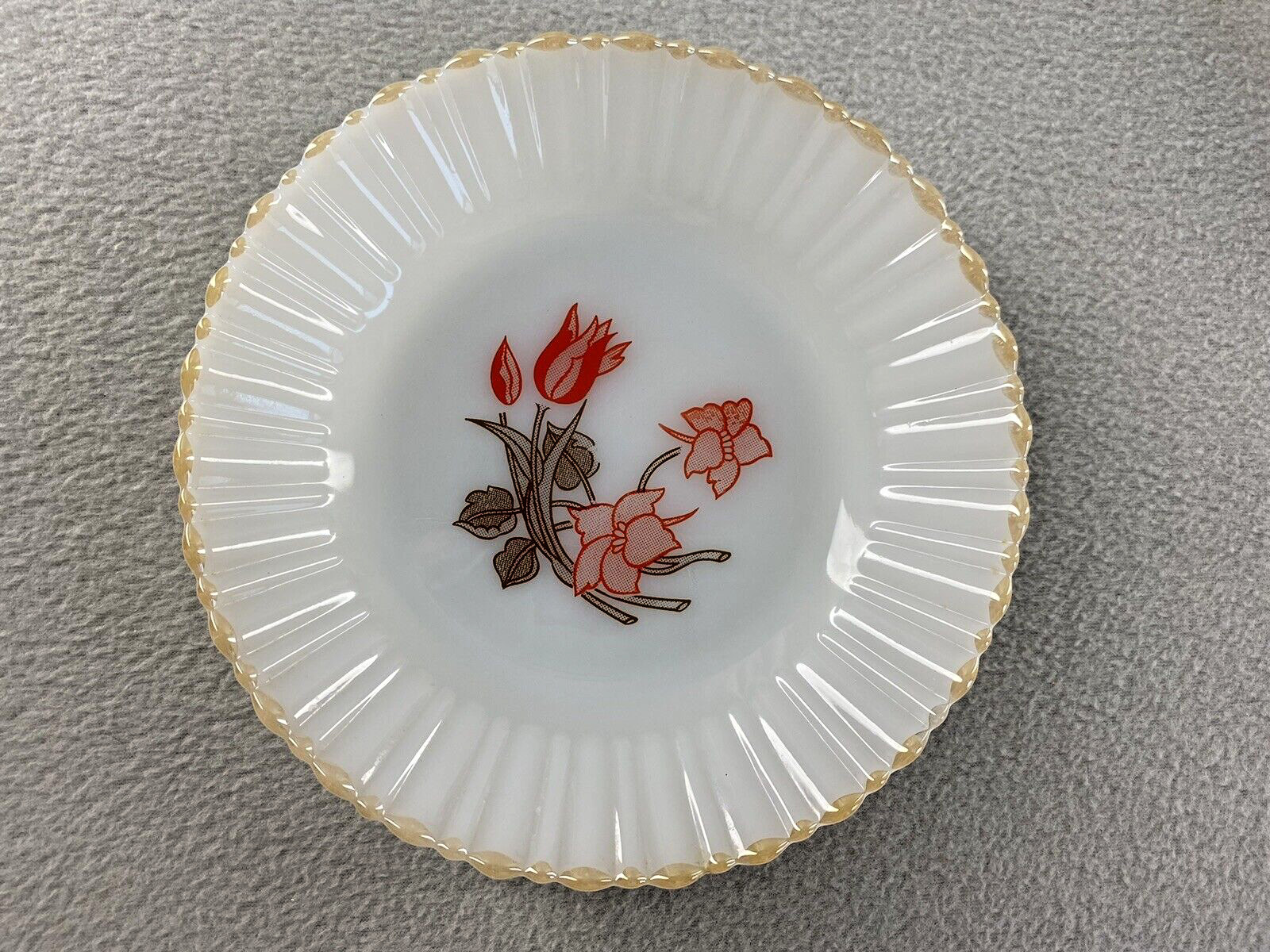 2 Termocrisa Translucent Milk Glass 7.25″ Soup Bowls Red Floral Pattern