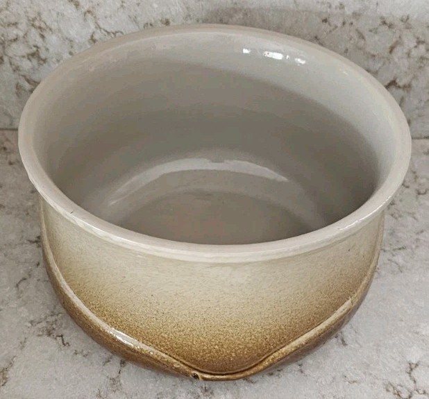 Pottery Ceramic Stoneware Bowl Pot Planter Ombre Brown Tan Rustic Farmhouse Vntg