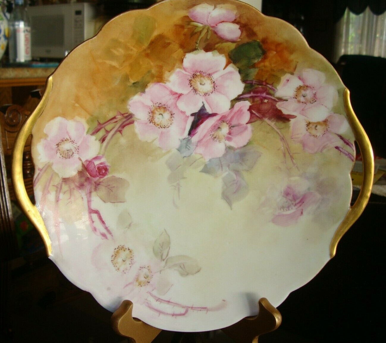 ANTIQUE HAND PAINTED UNMARKED LIMOGES CAKE PLATE, SERVING TRAY, WILD ROSES, 10″