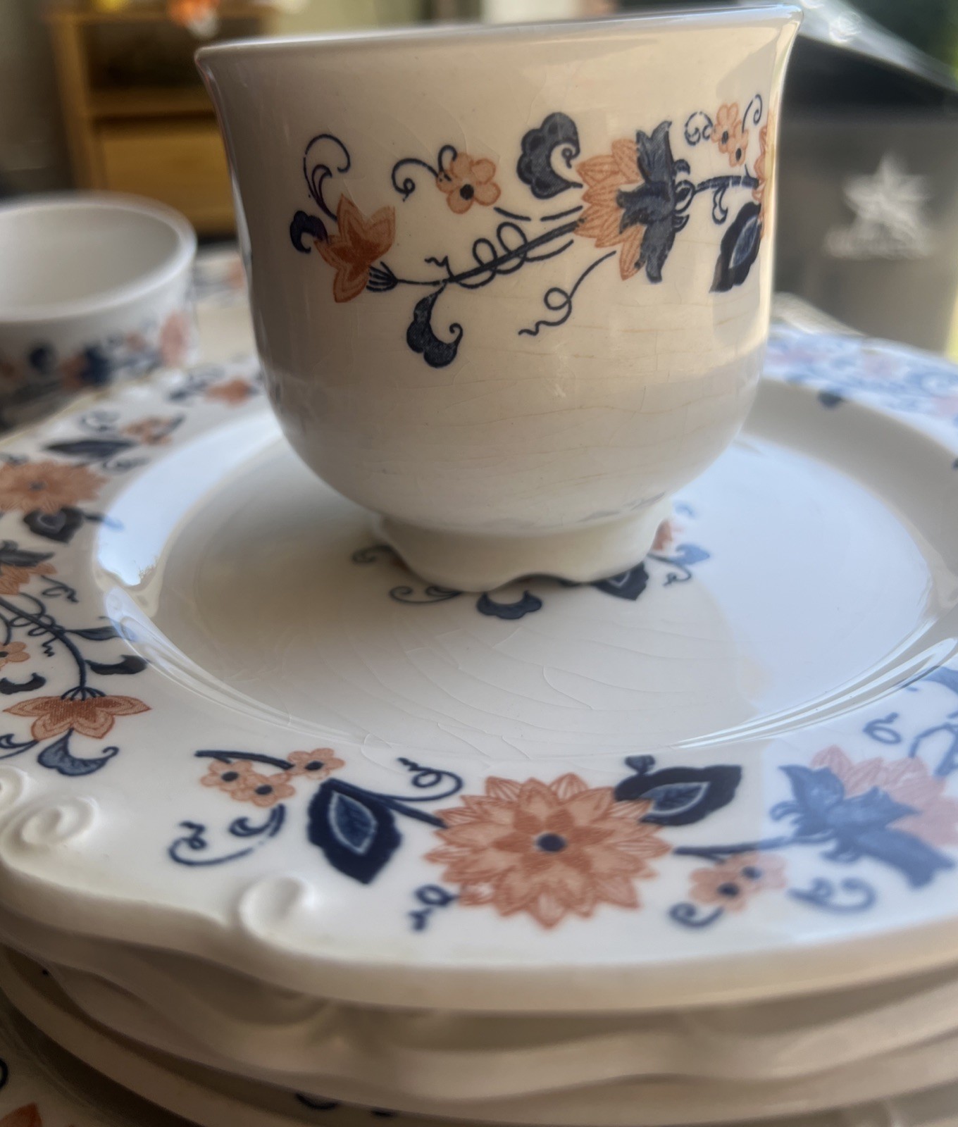 Vintage Nikko Japan Ironstone “Blue vineyard” Peach And Navy Floral Dinner 15 Pc