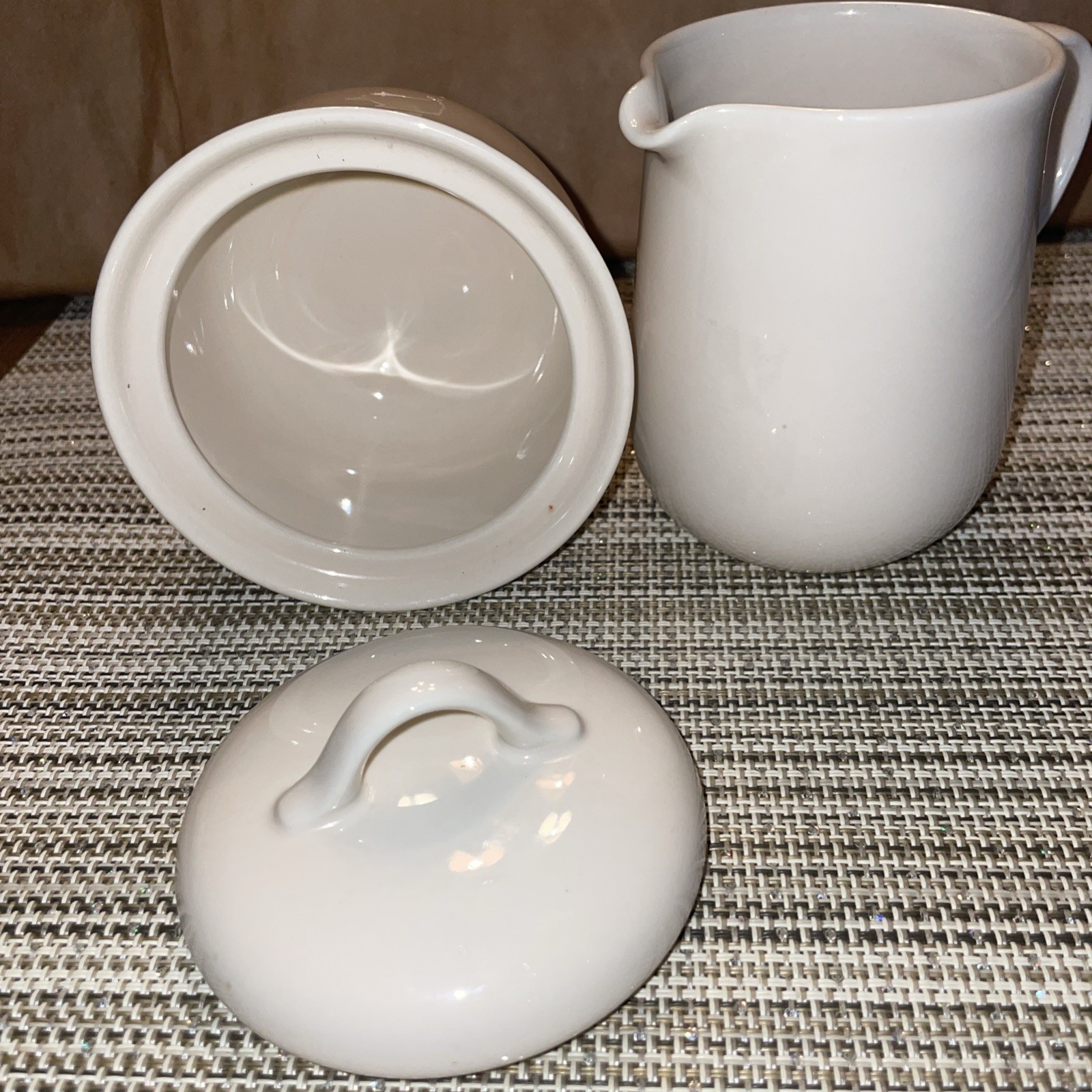 Corelle by Corning SANDSTONE Sugar Bowl w Lid and Creamer-Vintage !