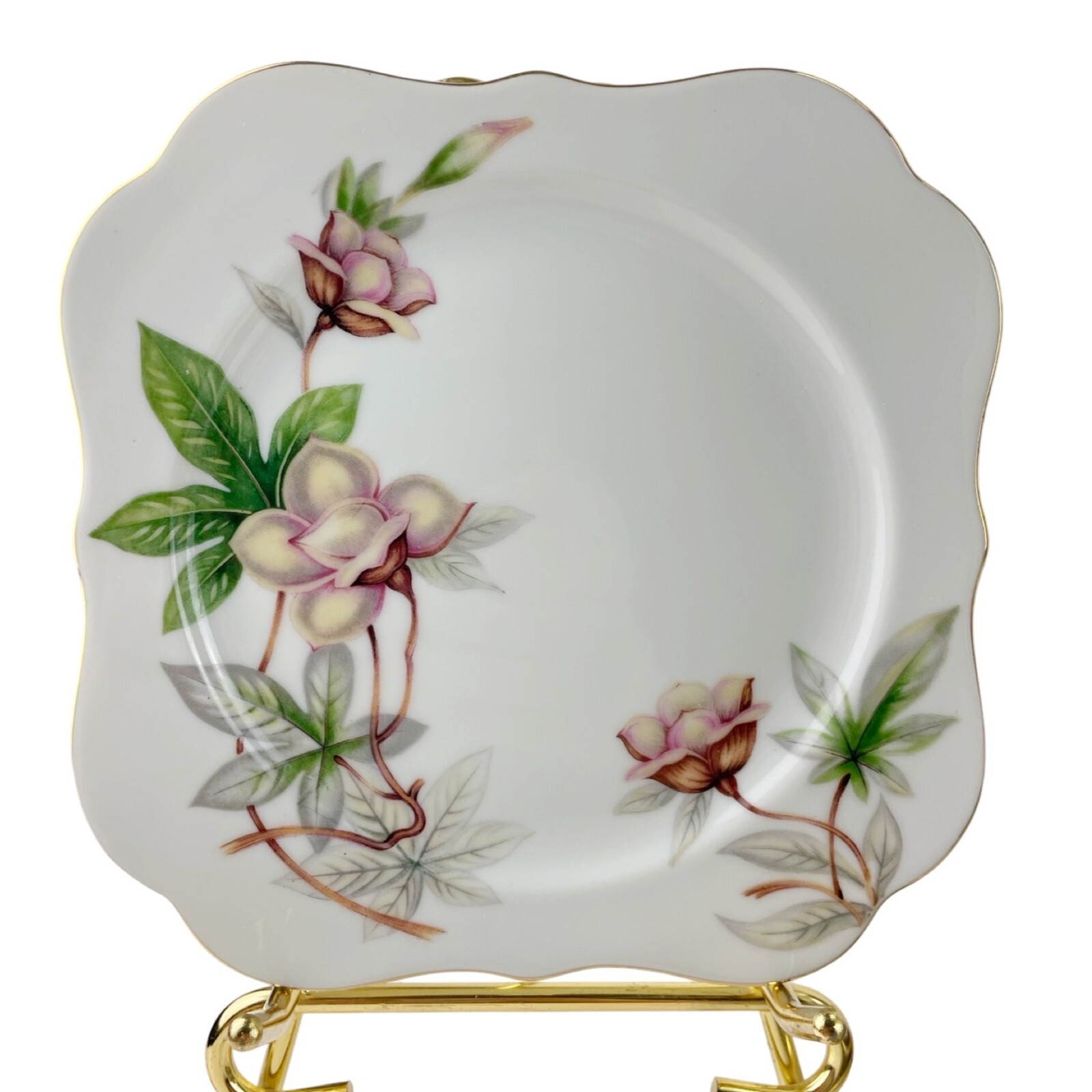 Meito China Woodrose Plates Service 4 Made in Japan 4 Dinner 6 Salad 5 Dessert