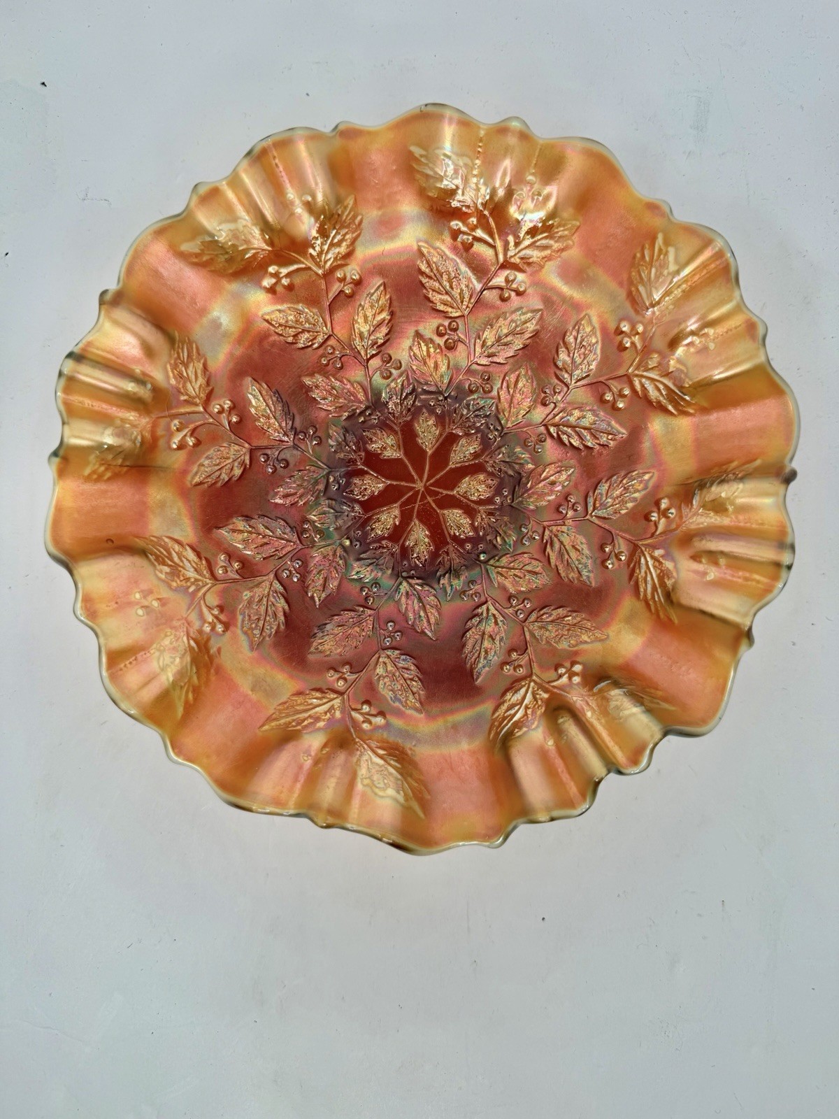 HTF Vintage Uranium Carnival Glass Leaves Berries Dish Vaseline Marigold Amazing