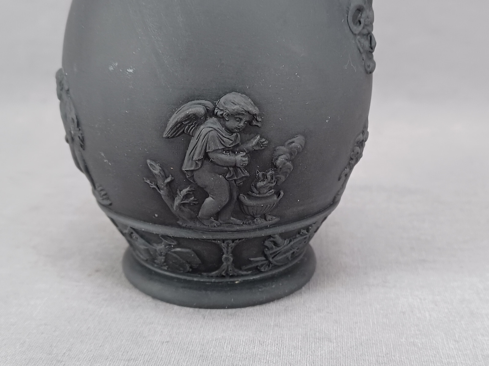 Wedgwood Neoclassical Cherubs Satyr Head Handle Black Basalt 5 7/8 Inch Jug