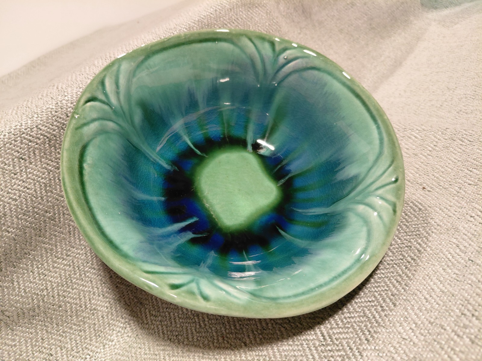 California Pottery 273 USA Green & Blue floral drip glaze bowl MCM