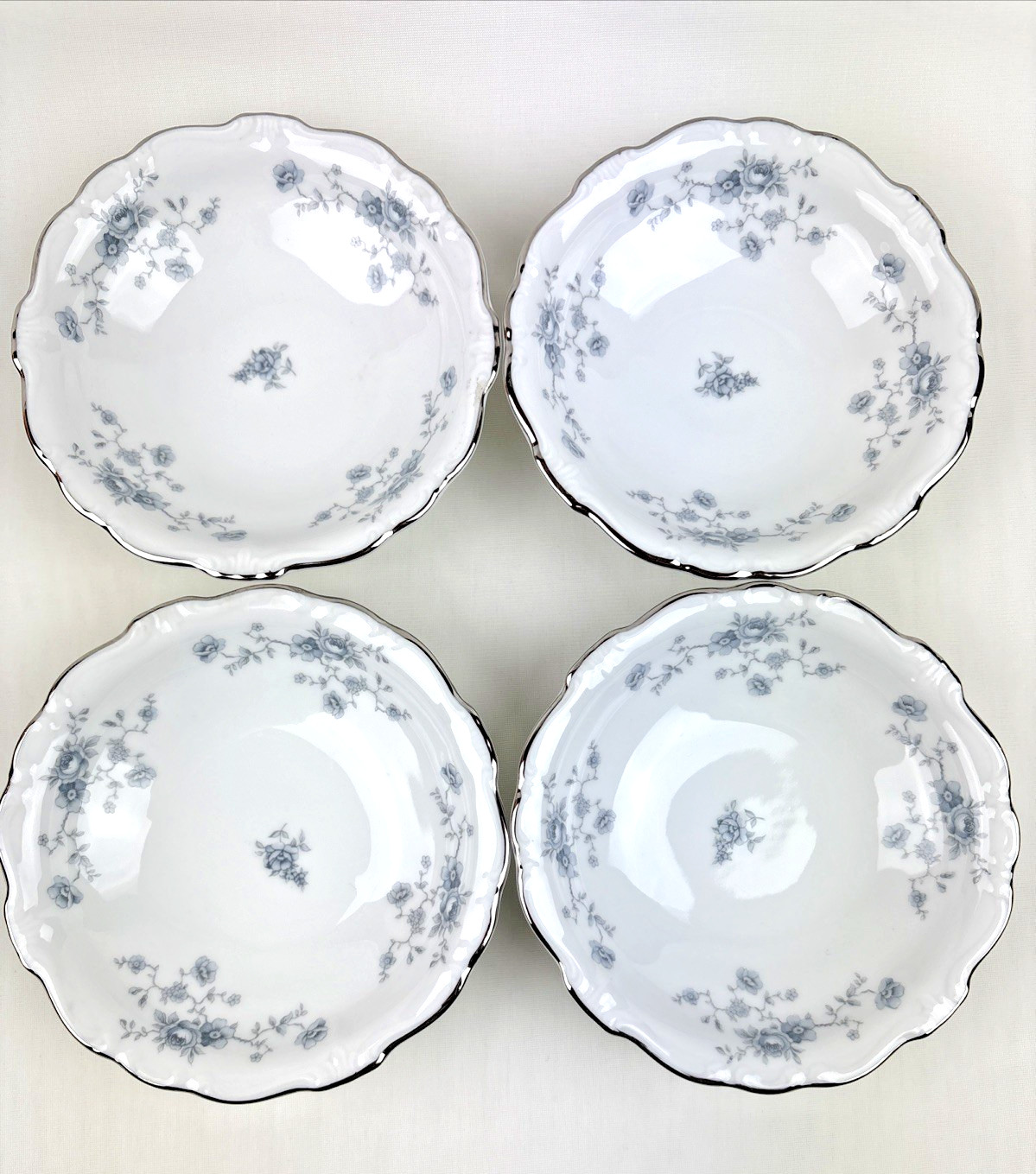 Vintage Johann Haviland Blue Garland Rose Fruit Bowls 5″ Set of 4 MINT Condition