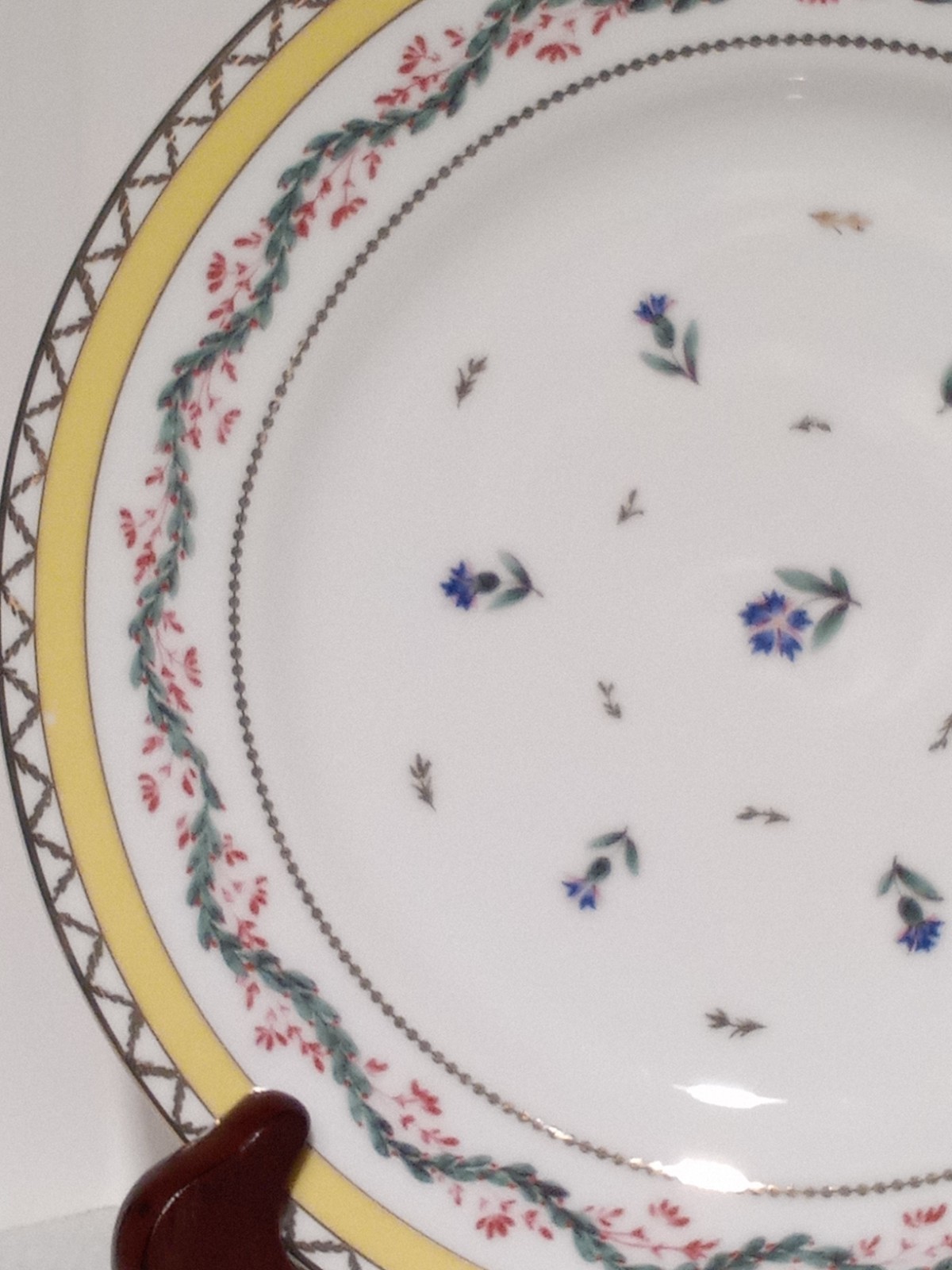 Mount Vernon Ribbons and Cornflowers Andrea by Sadek 8 1/8 in Luncheon Plates