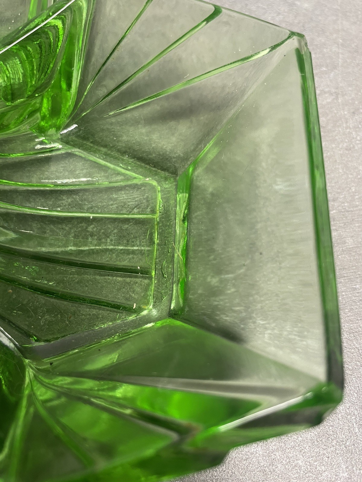 Vintage Indiana Glass Pyramid Relish Tray 4 Sections Art Deco Depression Uranium