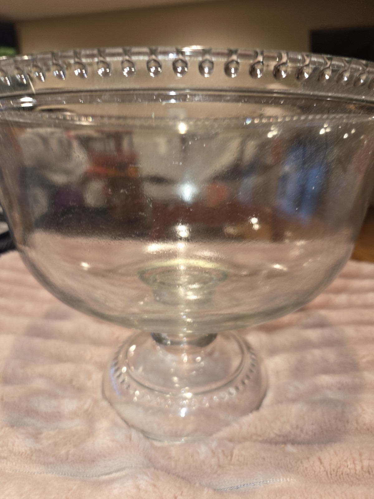 Clear Glass Pedestal Bowl Beaded Edge Round Glossy Elegant Decorative