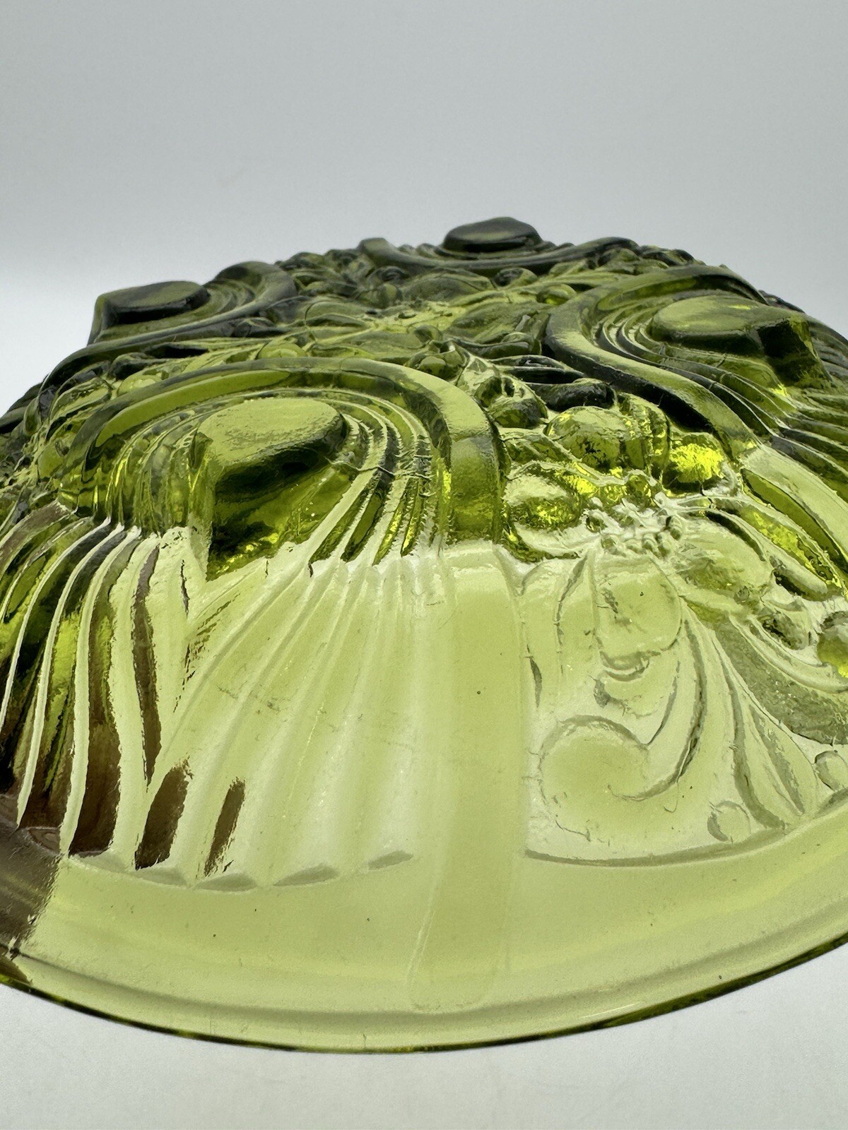 Indiana Glass Co Green Killarney Divided Relish Dish Bowl w/ Open Handle Vintage
