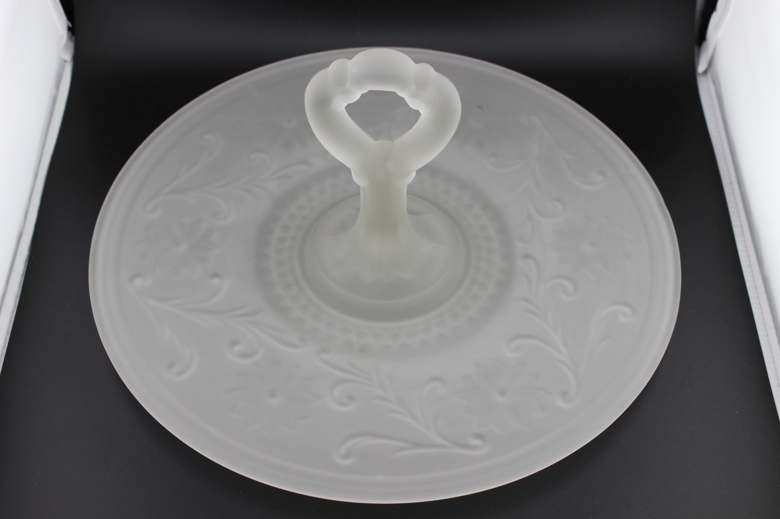 Tiara Indiana Glass Satin Frosted Sandwich 12″ Handle Party Server Platter AS IS