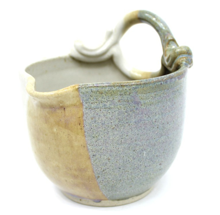 ART POTTERY BOWL W/HANDLE & SPOUT SIGNED “GAINES” GRAY BLUE TAN IVORY 5.5″X5.125