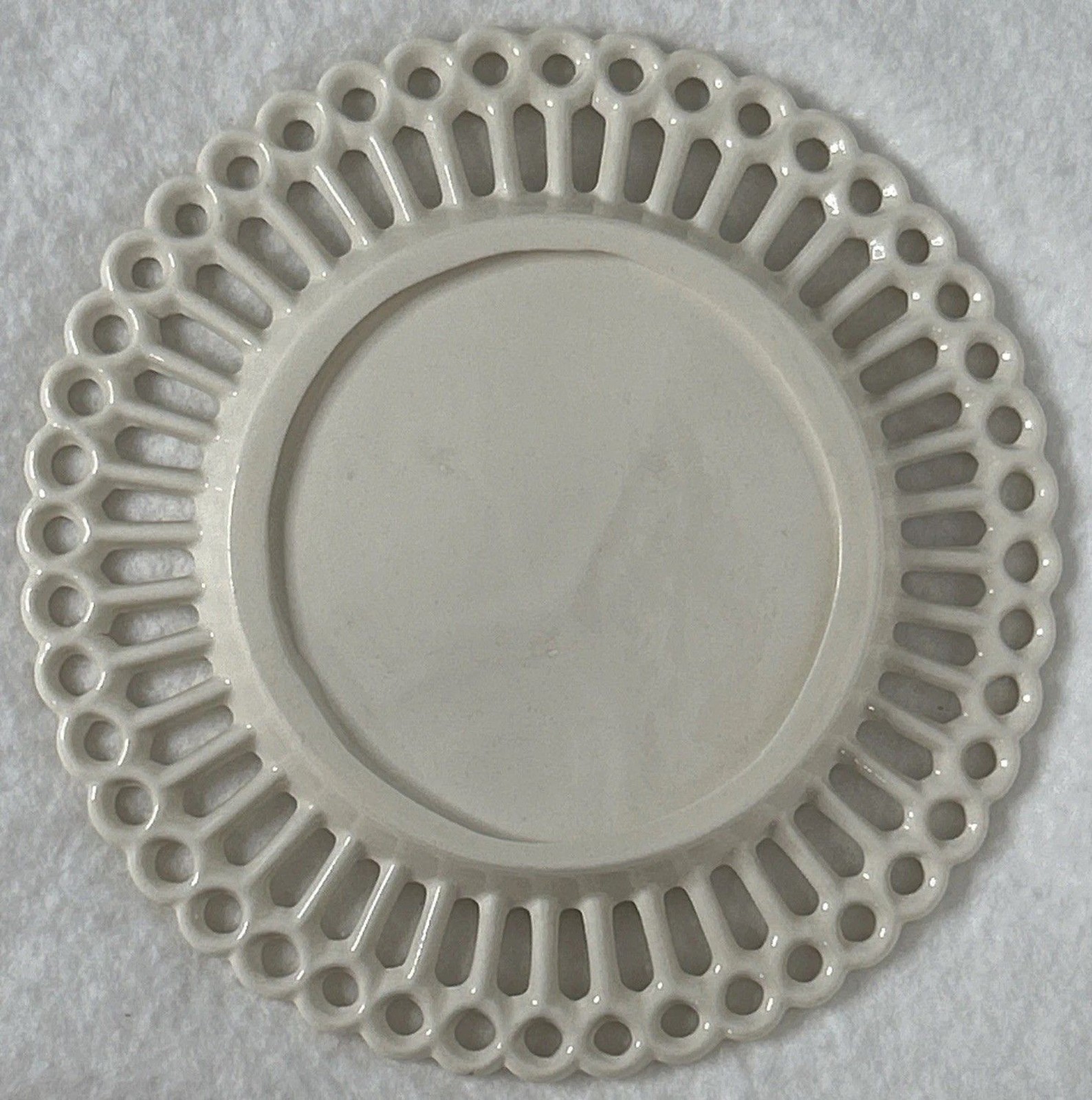 Vintage Milk Glass Ribbon lace edge Dessert Salad Plates Set Of 2 Ivory White