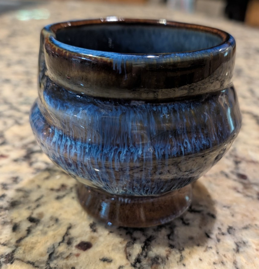 2017 Bill Campbell Pottery Cup or Bowl Dish Signed CV2017 Unique Drip Glaze